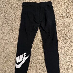 Nike Women's Black and Navy Leggings